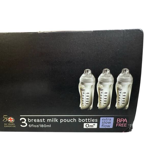 Tommee Tippee Breast Milk Pouch Bottles Starter Set Extra Slow Flow Lot of 2 - Picture 3 of 5